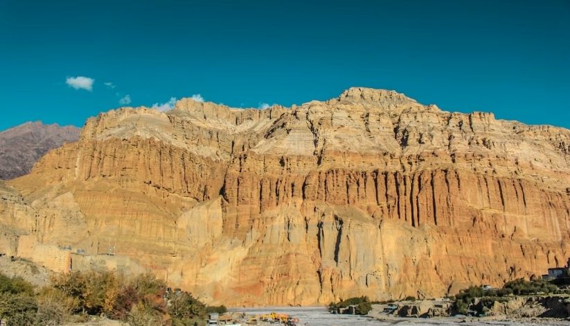 Upper Mustang clear skies