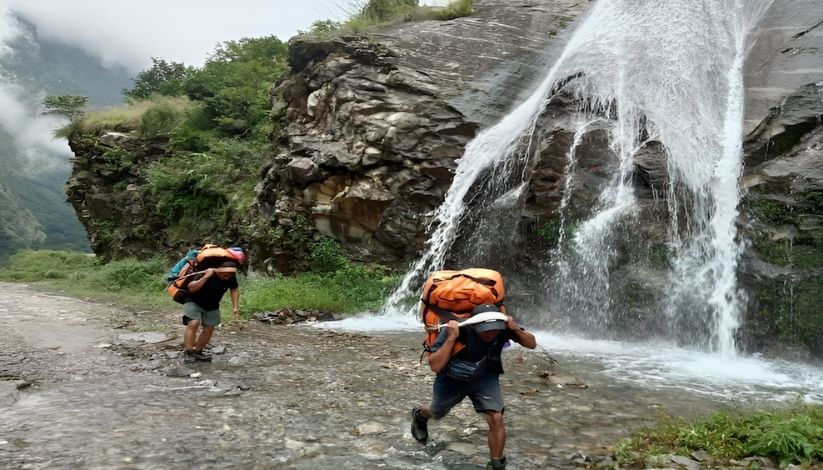 hire guide and porter from pokhara