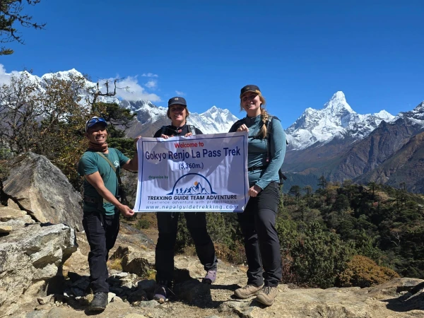 Group Photoshoot Namche Hike Day