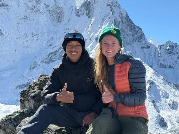 Guide And Trekker Everest Base Camp Trek Ama Dablam
