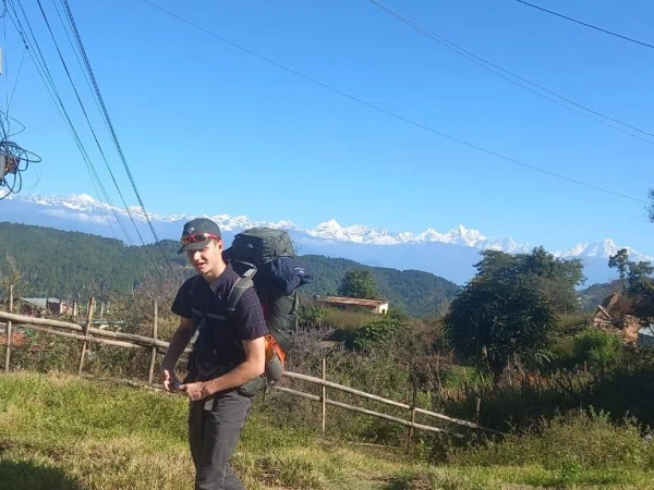 Hiker Nagarkot Chisapni
