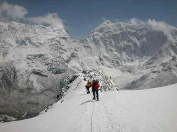 Island Peak Summit Ridge Team