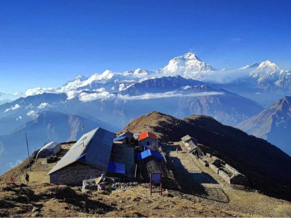 Teahouse Mountain Views Khopra