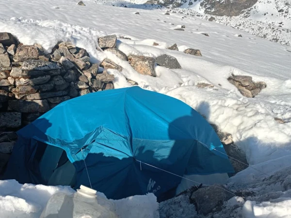 Tent Yala Peak 1