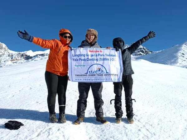 Yala Peak Trekker Guide 1